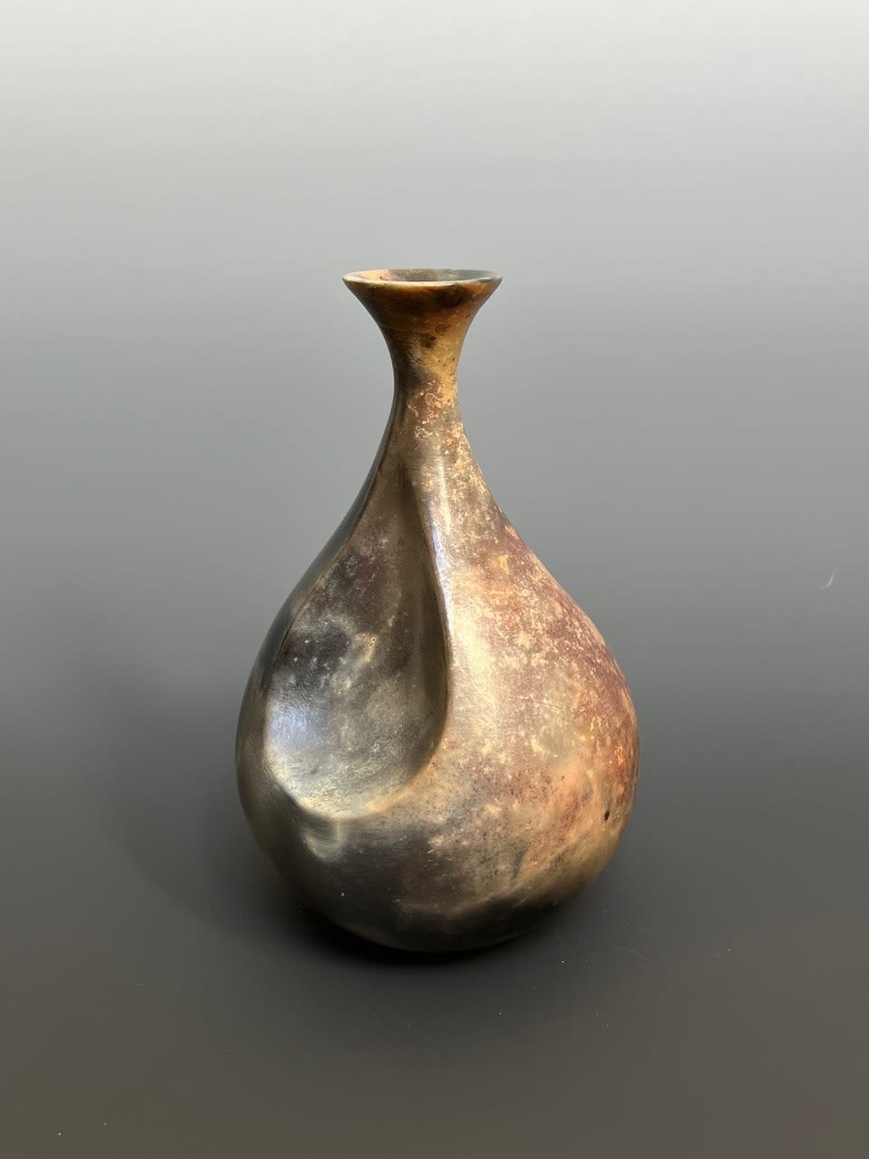 David Pointer, Medium Swan Neck bud vase , 2025