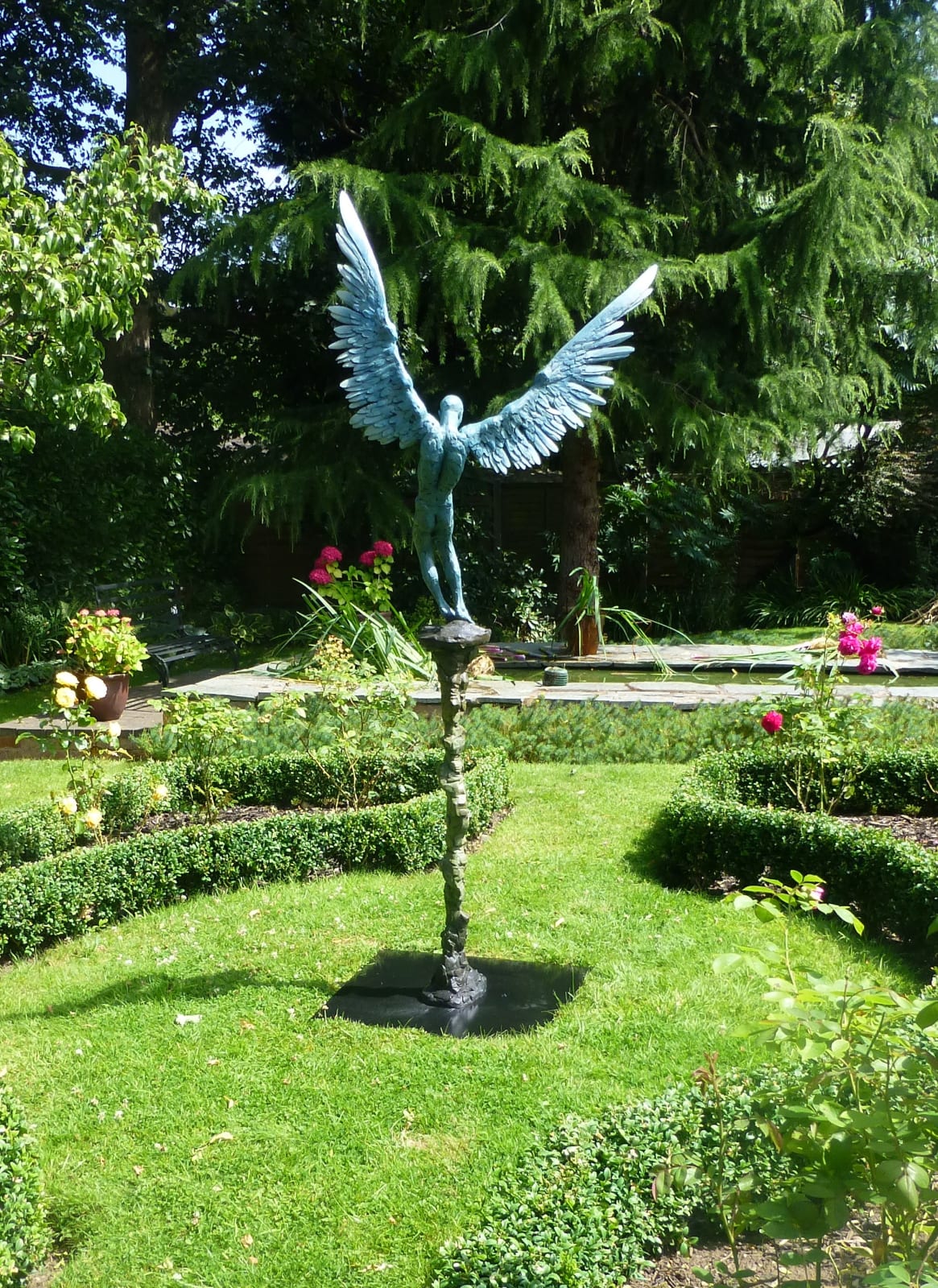 Nicola Godden, Icarus X