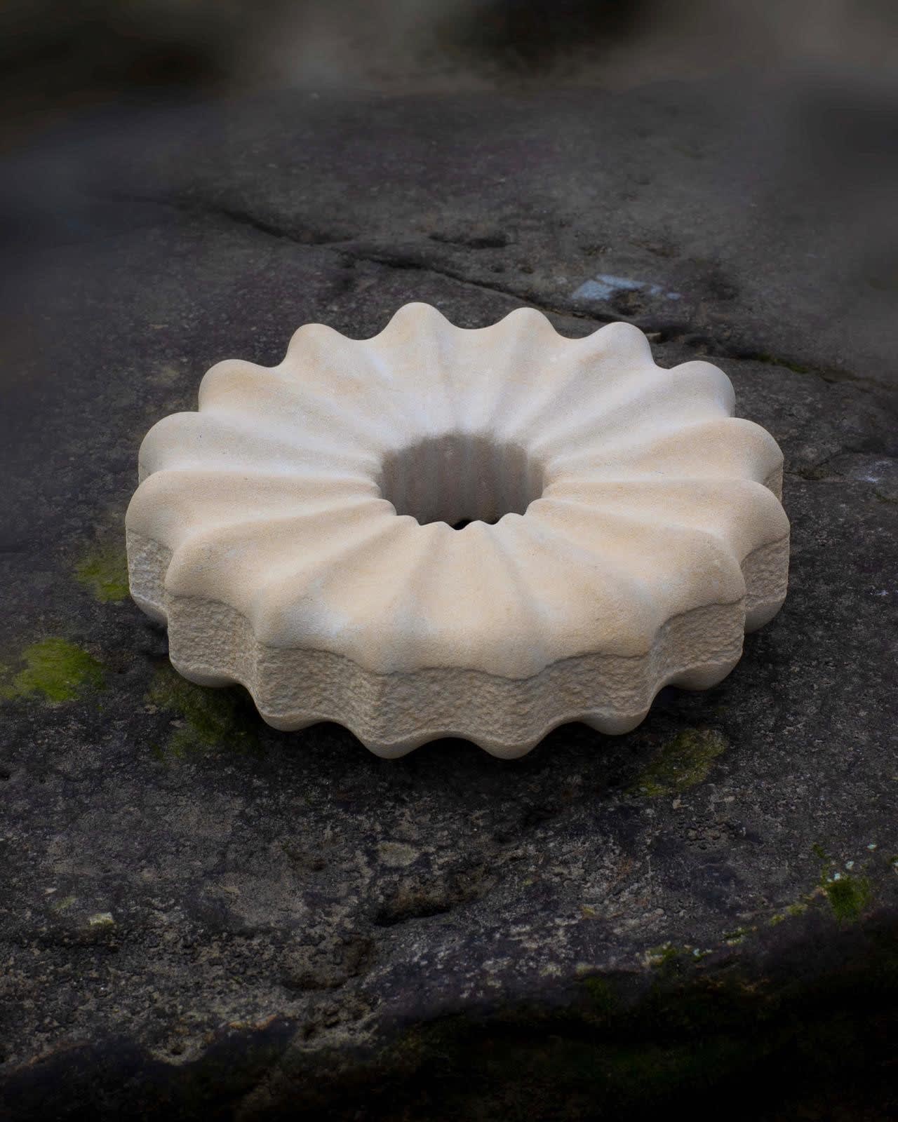 Ray Moseley, Fossil Wreath, 2022