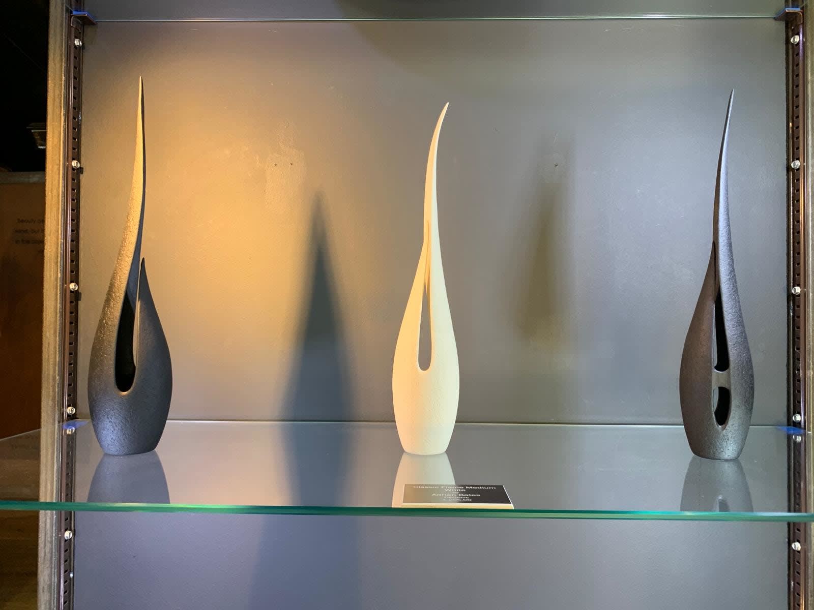 Adrian Bates, Classic Flame medium black