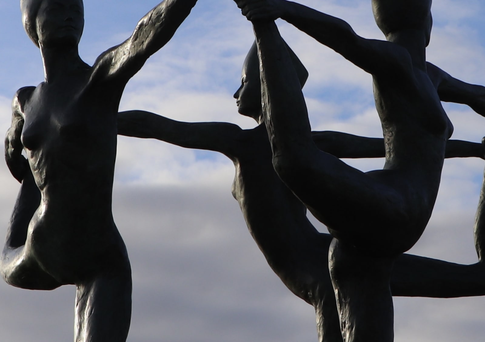 David Williams-Ellis, The Three Graces