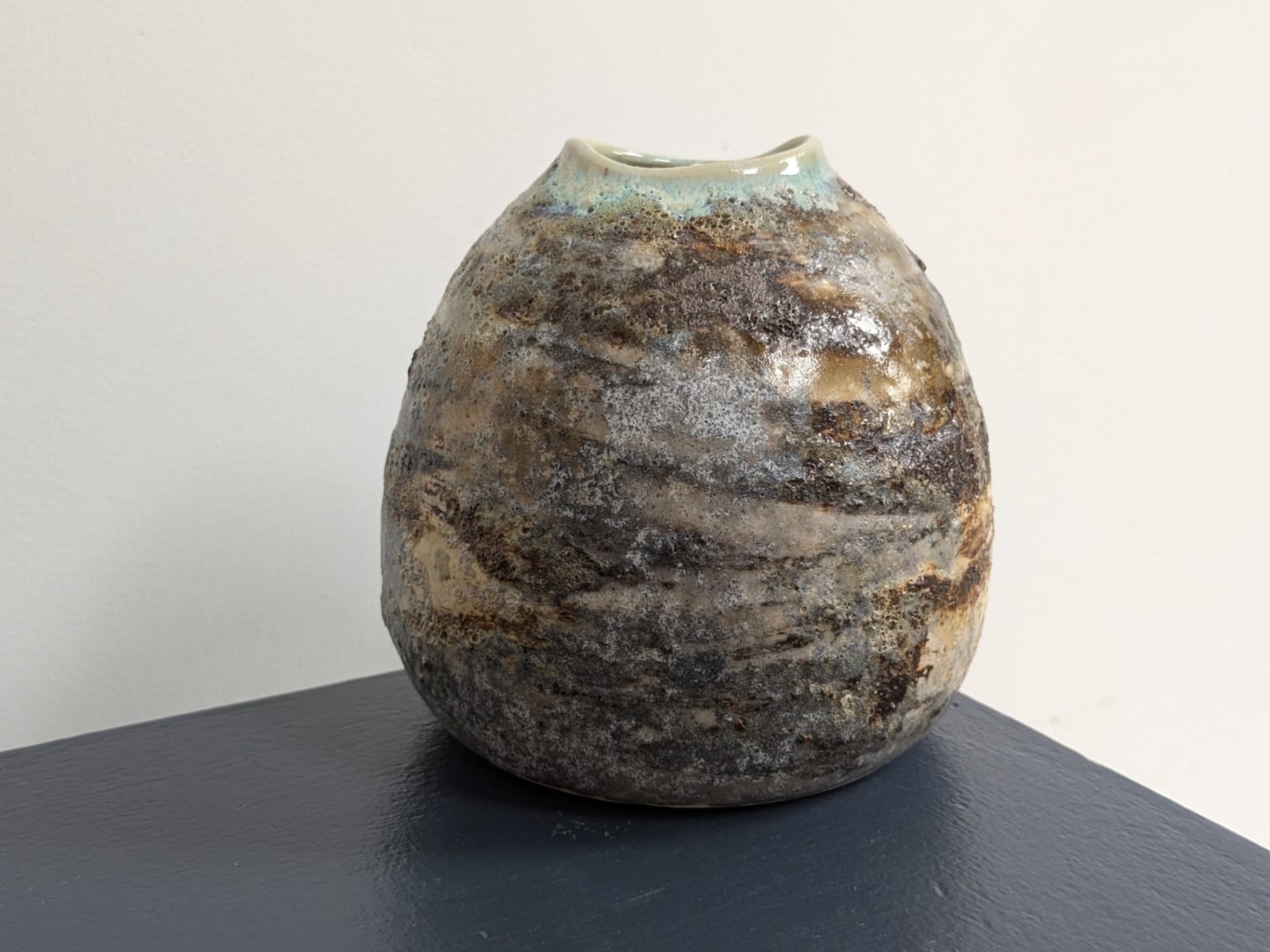 Belinda Glennon, Small Rock Lichen Vessel