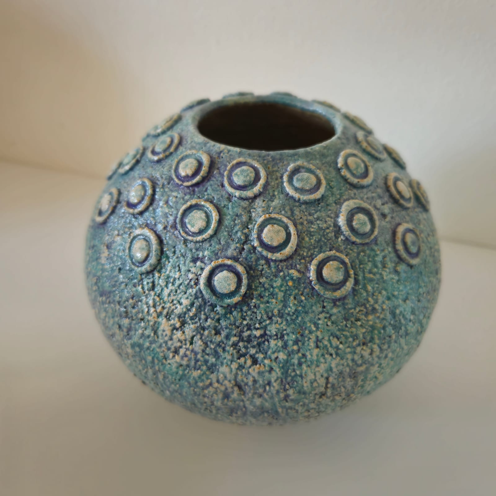 Rona Slevin, Urchin Pot III