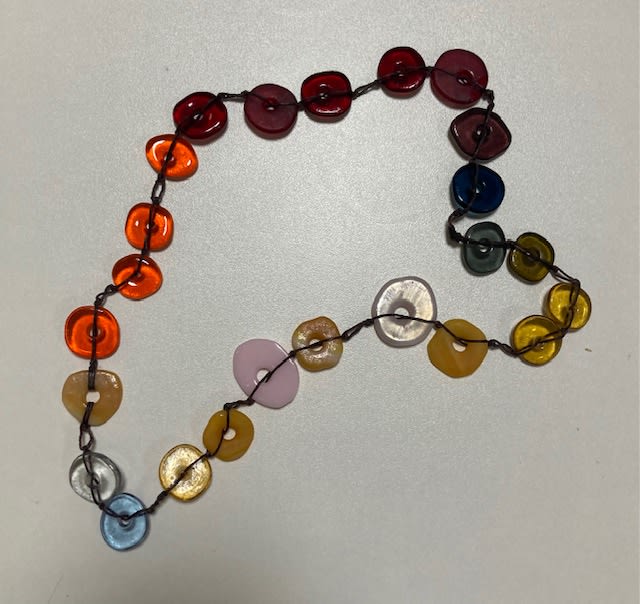 Kim Bramley SGS CGS, Colourscape Pebble Necklace, 2021