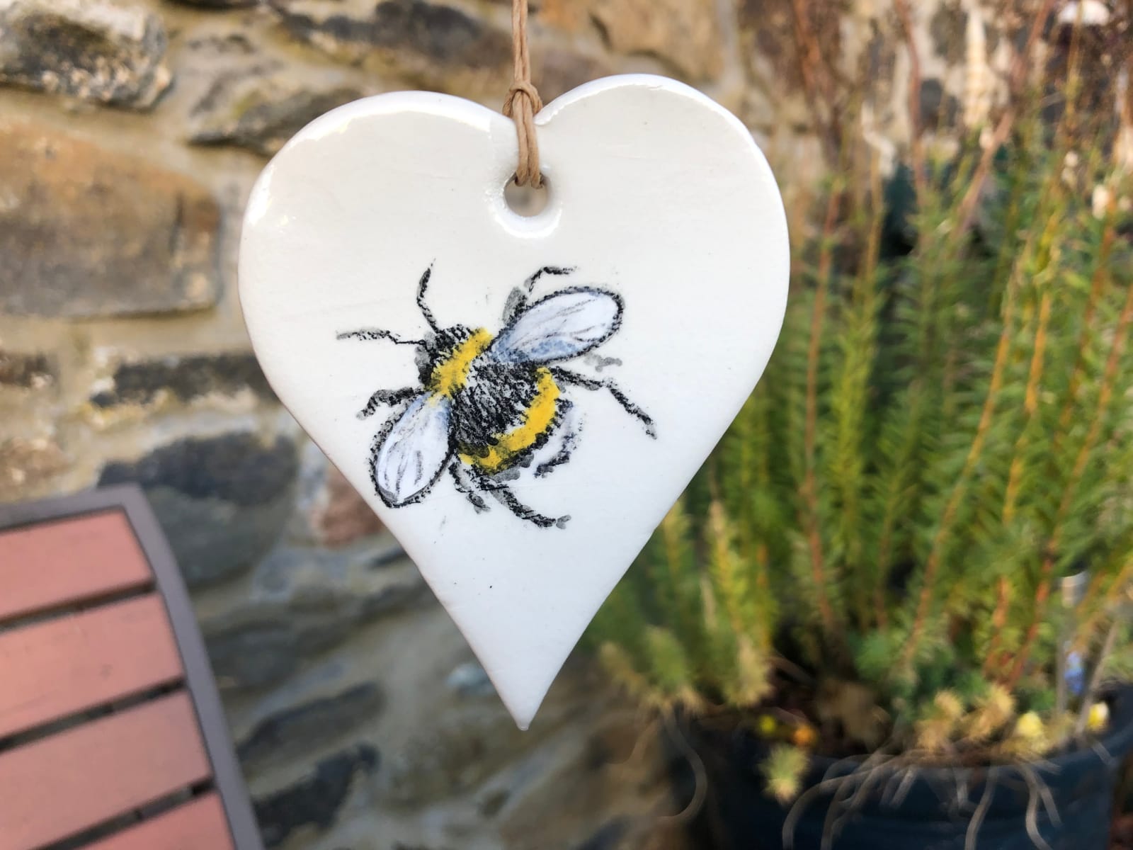 Lois Carson, Bumblebee Heart