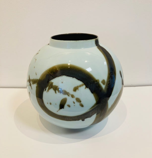 Tricia Thom, Moon Jar (large)