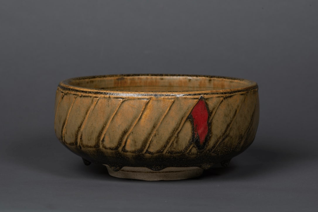 Geoff Crispin, [GC26] Bowl (fluted), 2022-24