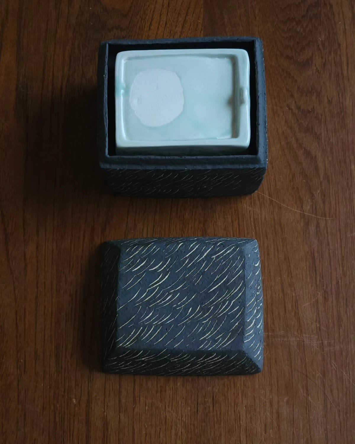 Minhi Park, box(함) for writer 1, 2024