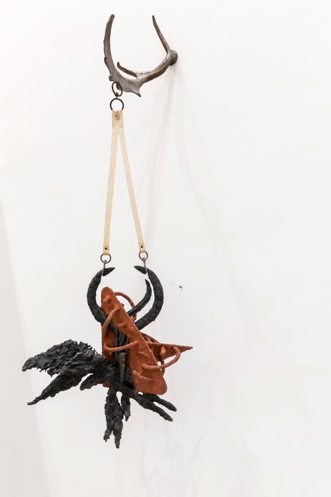 Madhu Das, Edge of a Mountain (Sculpture), 2022