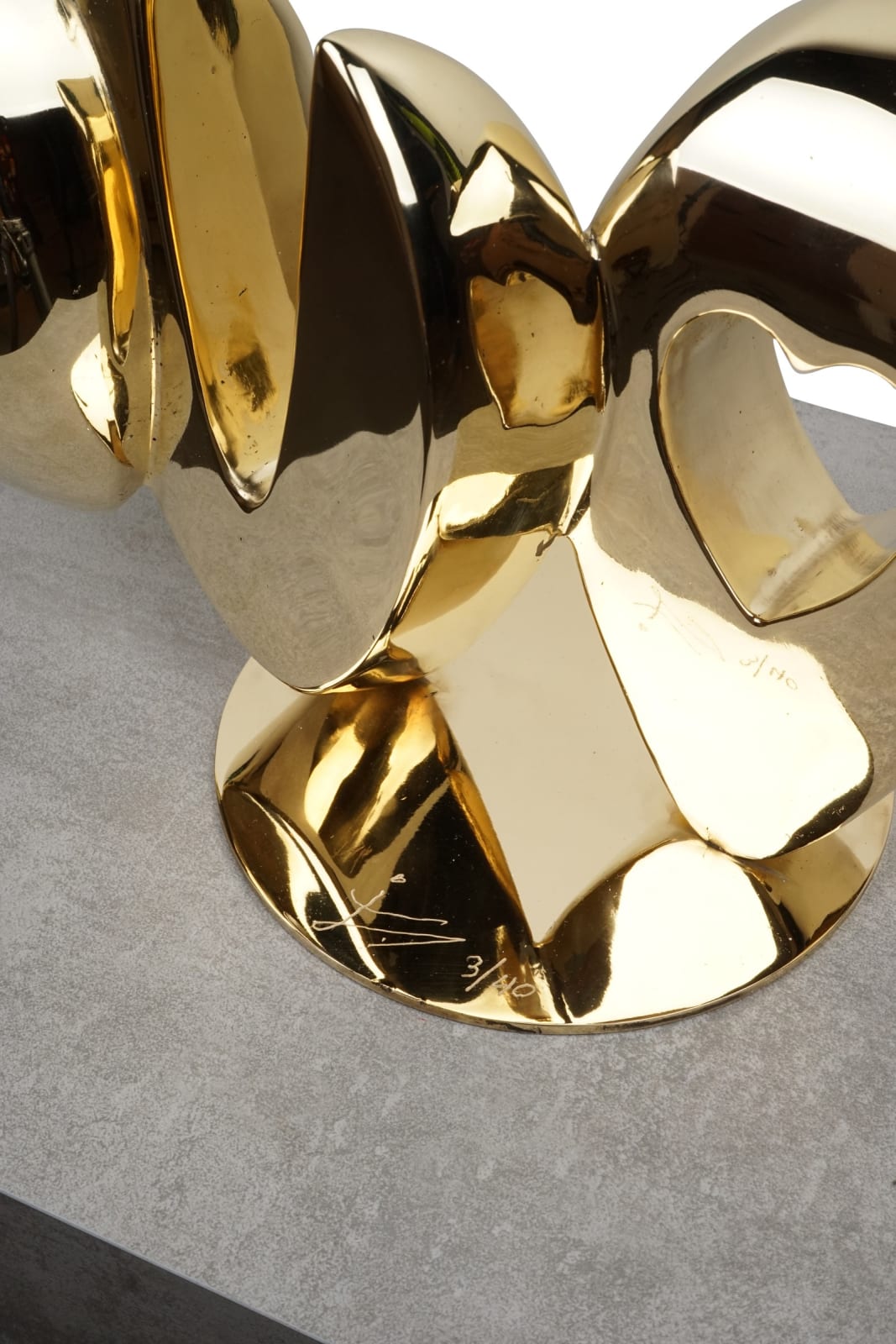 Jorn van Hoorn, Kinetic Love, 2025