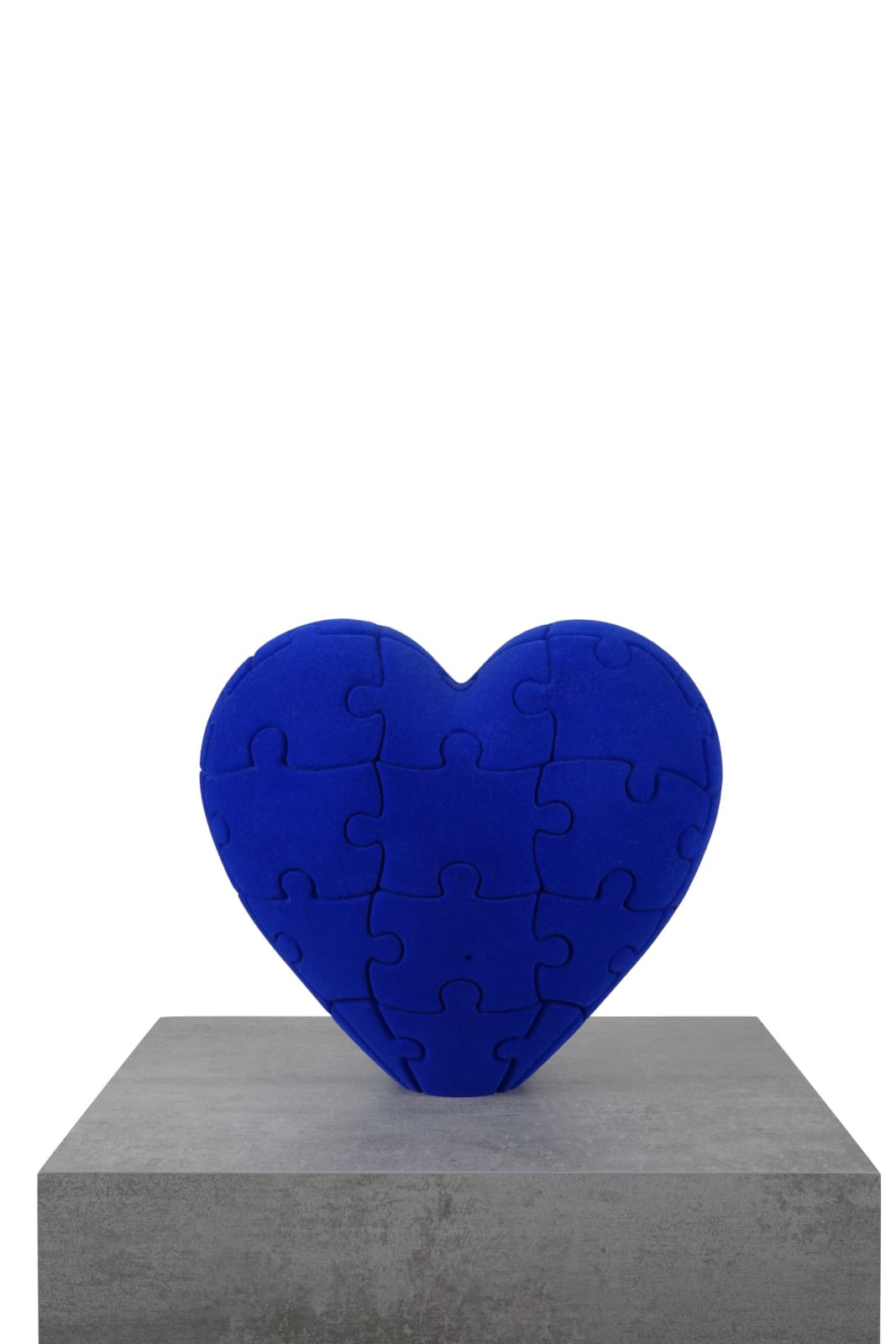 Jorn van Hoorn, Perfect love - Yves Klein Blue, 2025