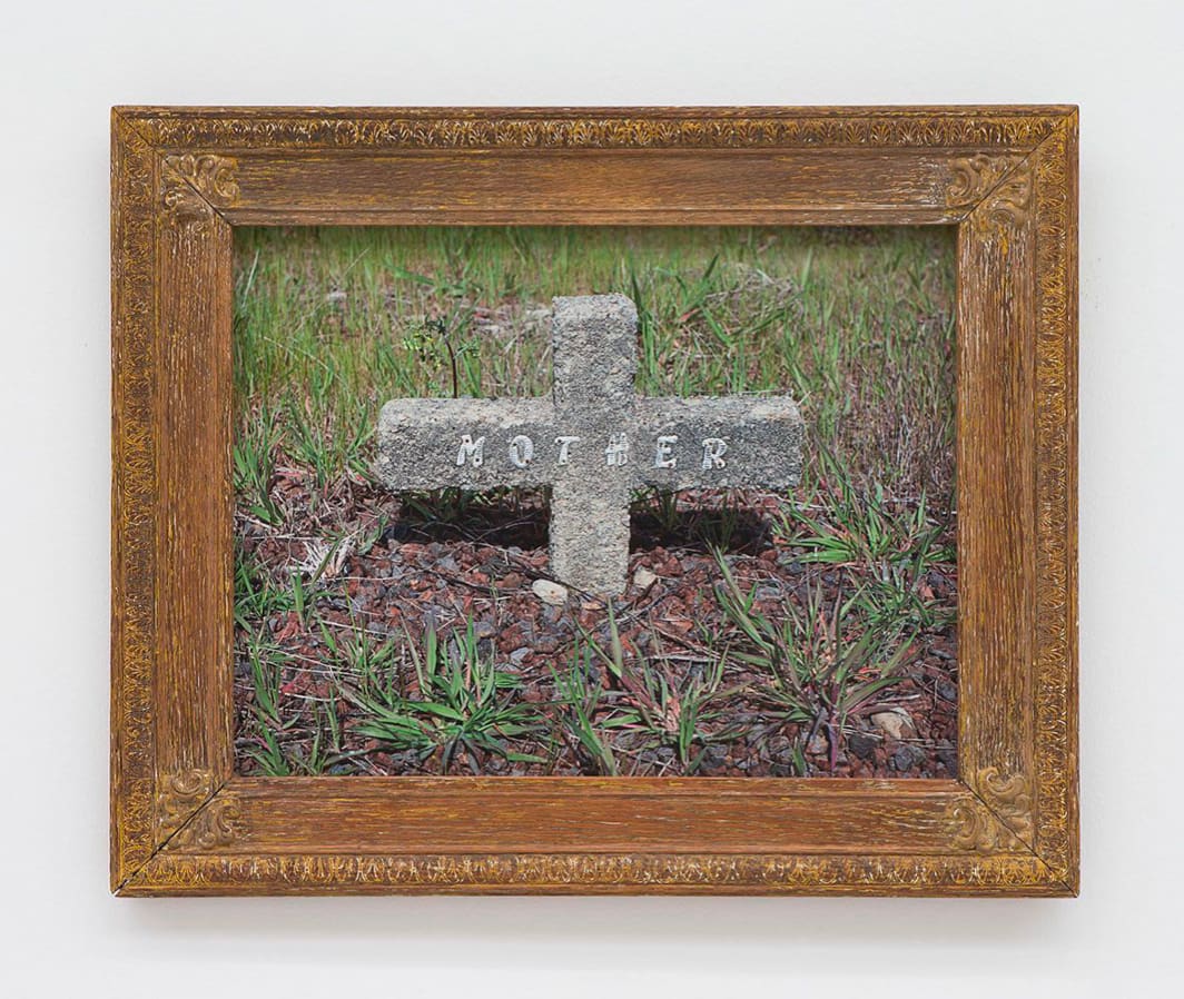 Sophie Calle, Mother (dans l'herbe) n°2 / Mother (dans l'herbe) n°2, 2013