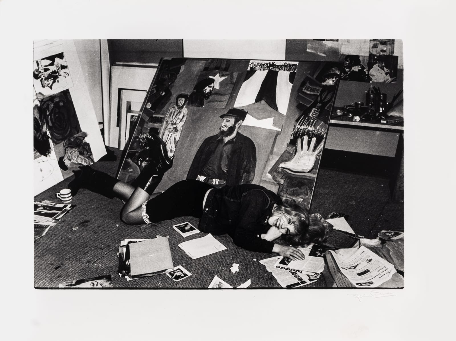 Michael Ward, Untitled (Pauline Boty with 'Che' Painting), 1963