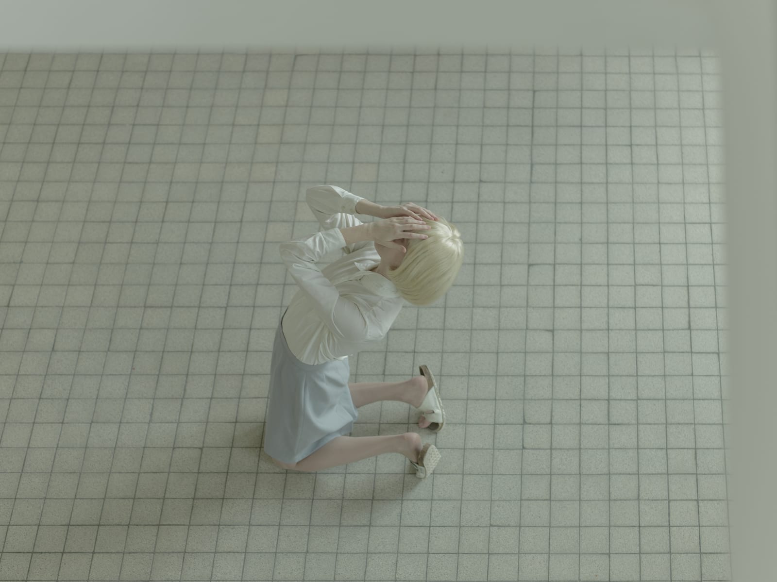 Evelyn Bencicova, Artificial Tears