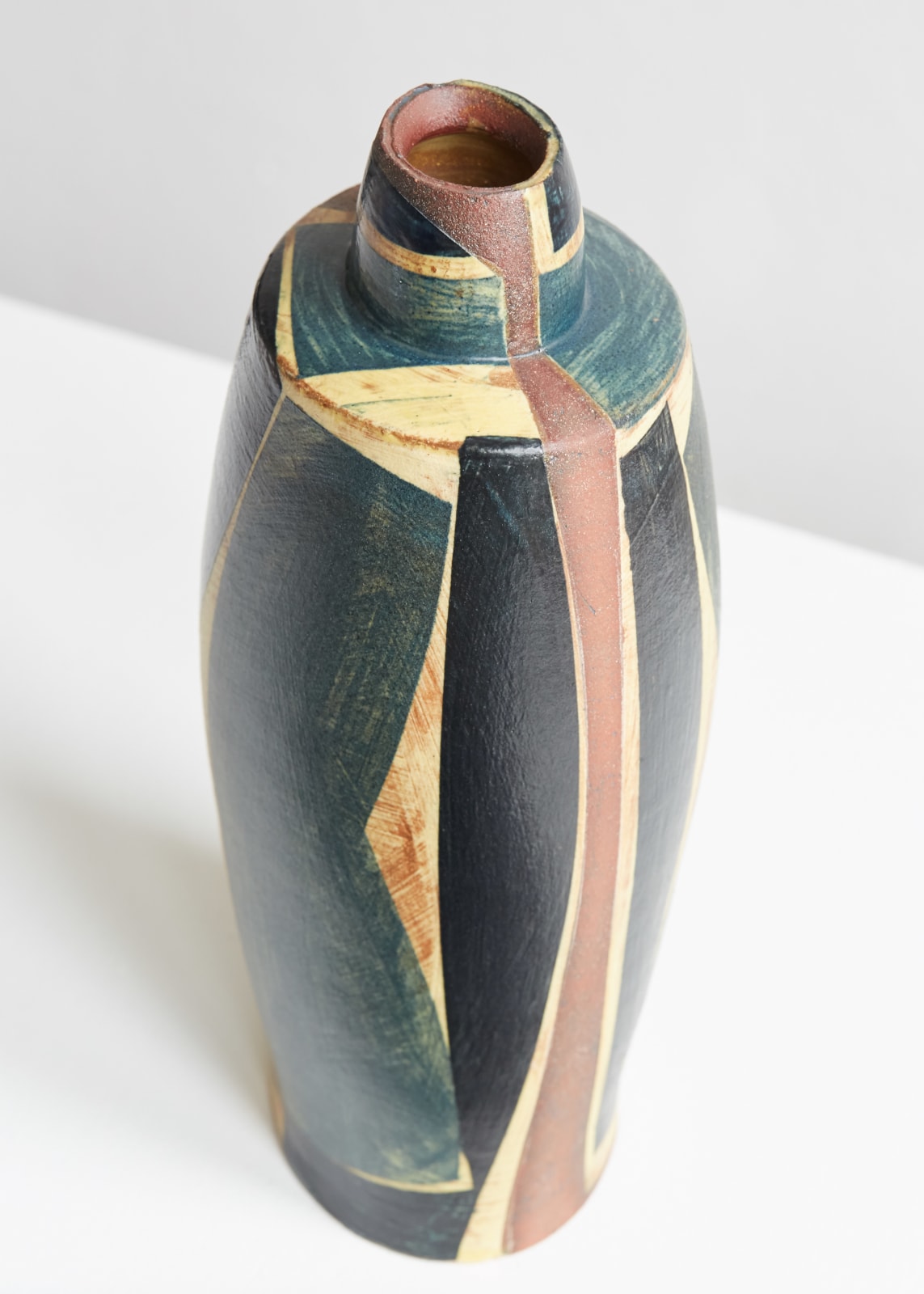 Richard Phethean, Oval Bottle