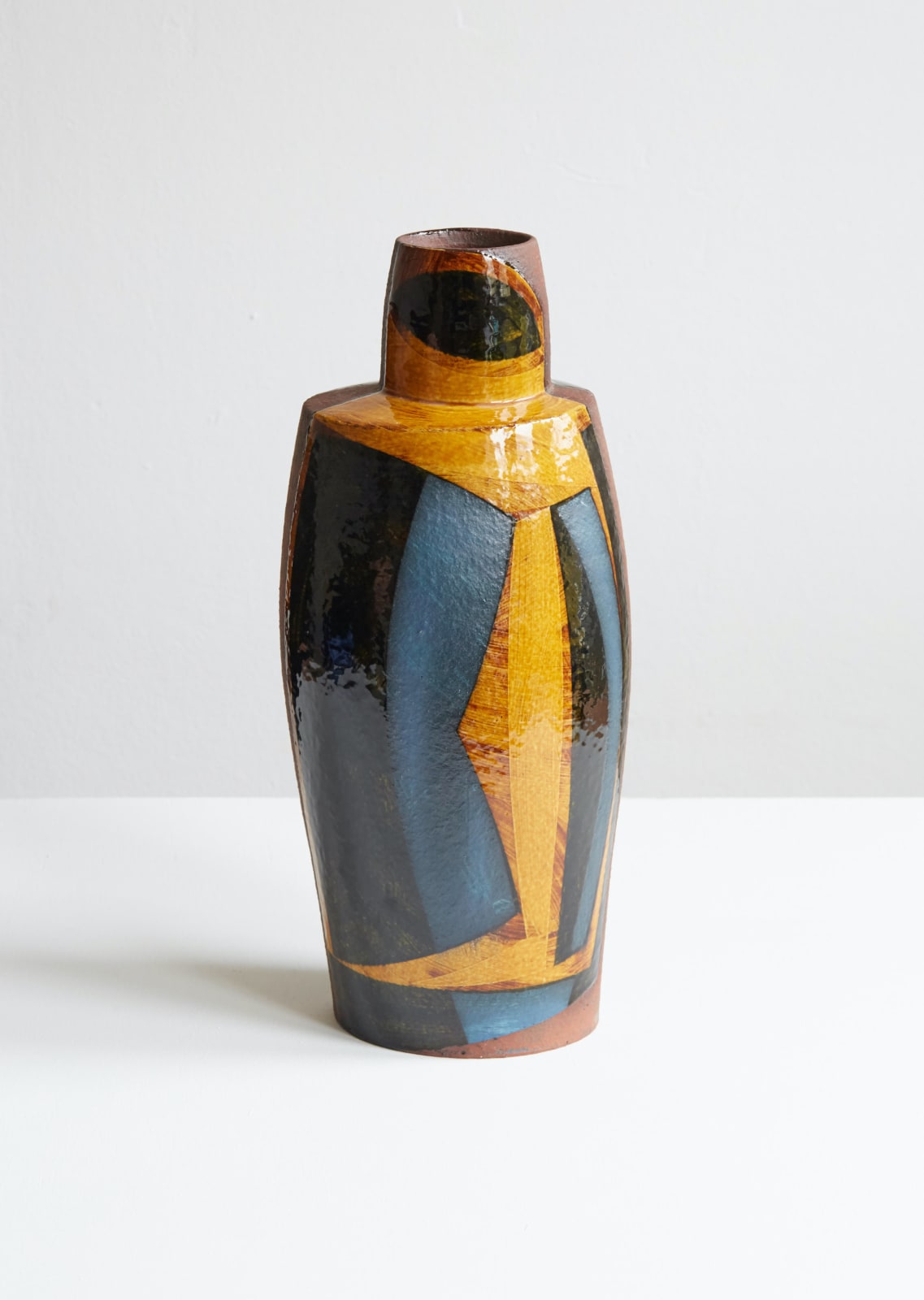 Richard Phethean, Oval Bottle