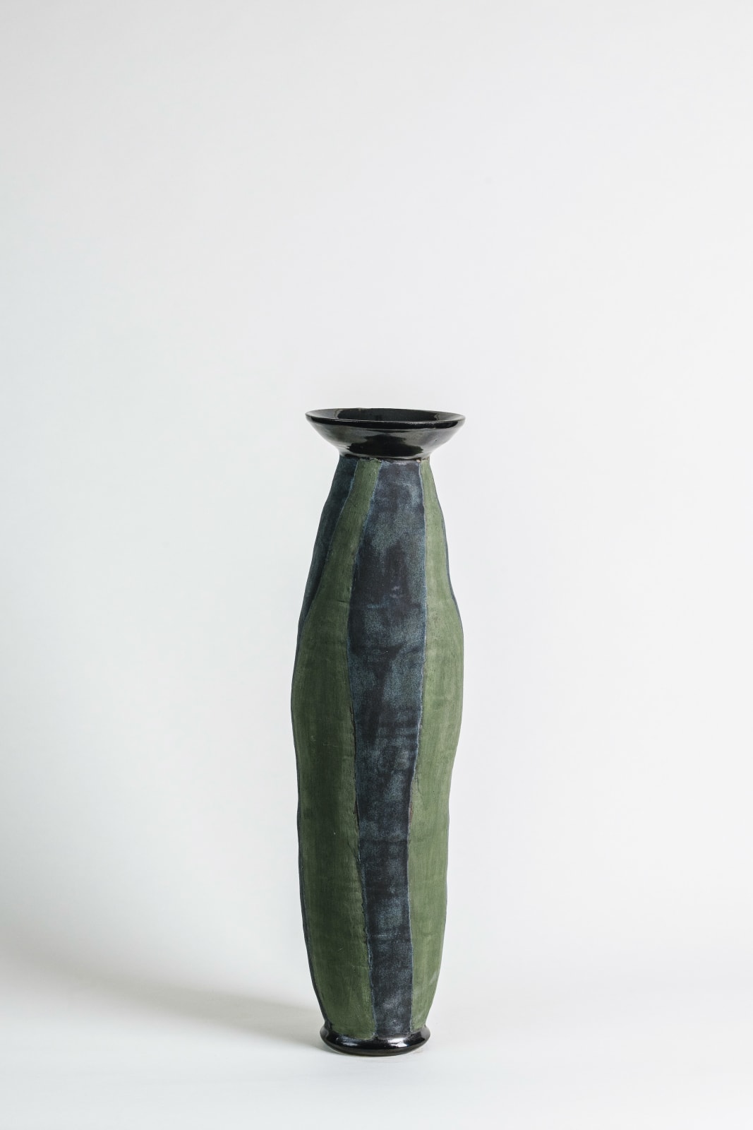 Carol Wainwright, Wonky Pot VI, 2022