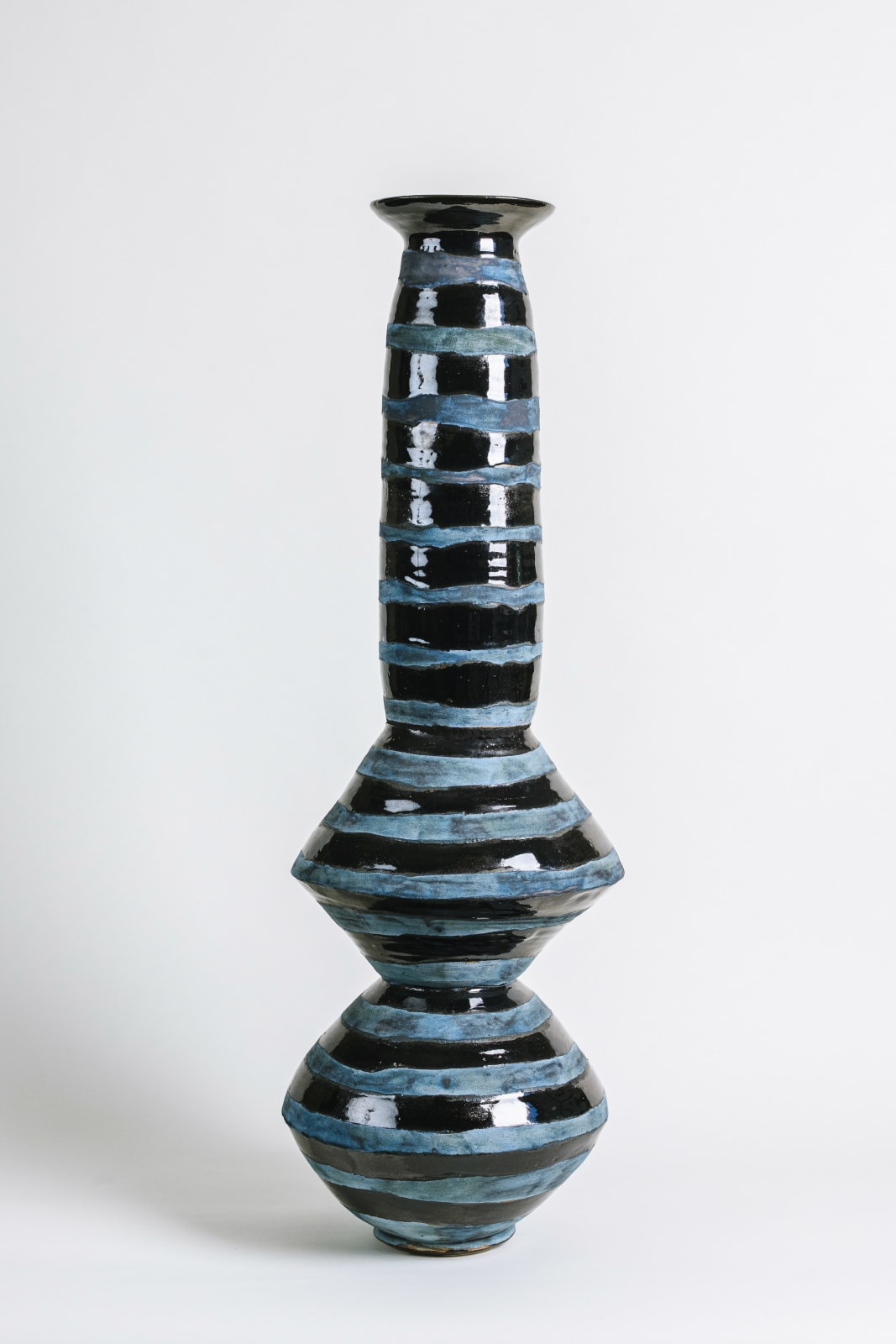 Carol Wainwright, Wonky Pot V, 2022