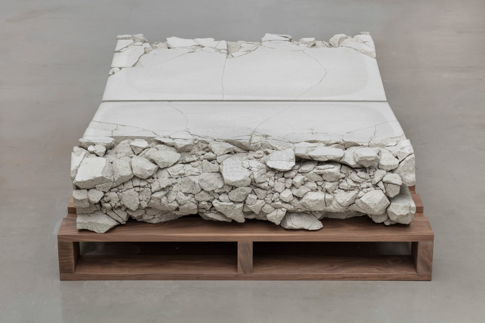 Analia Saban, Folded Concrete (Gate Fold), 2017