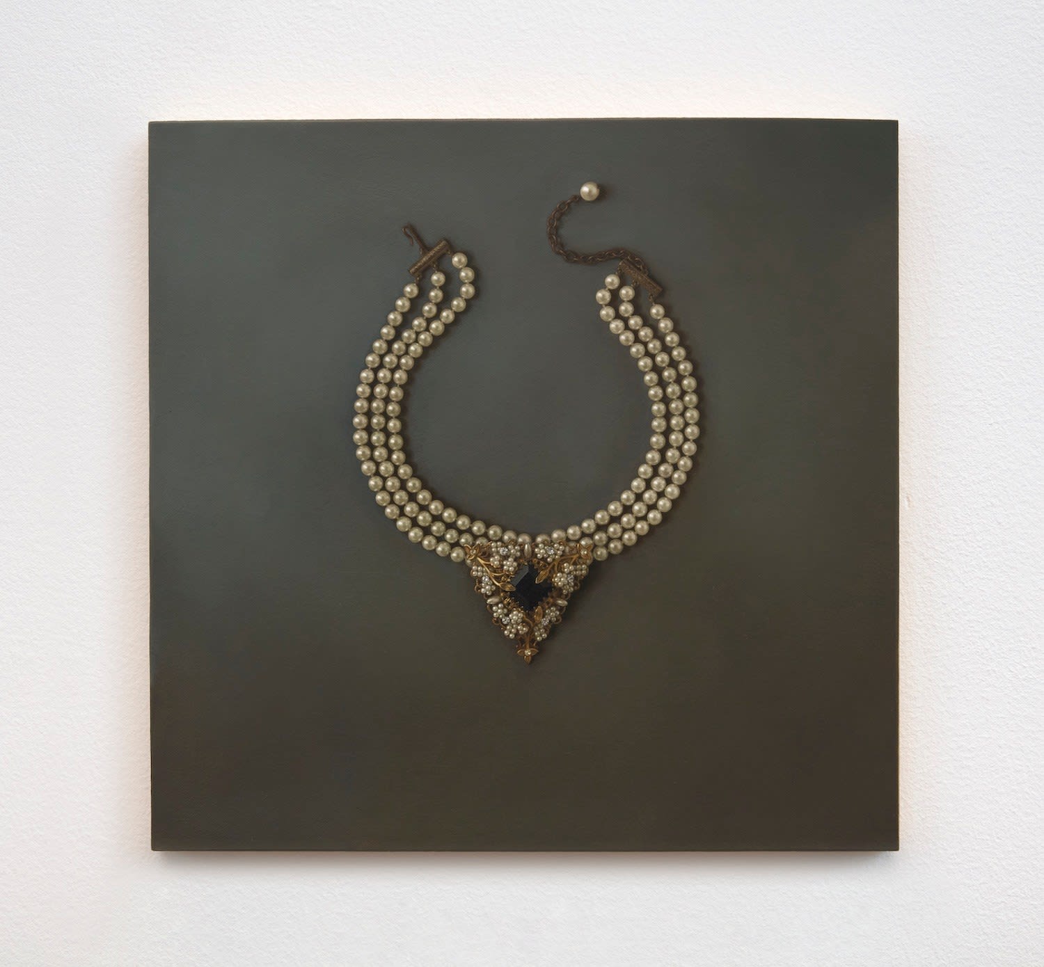 Victoria Gitman, On Display, 2001