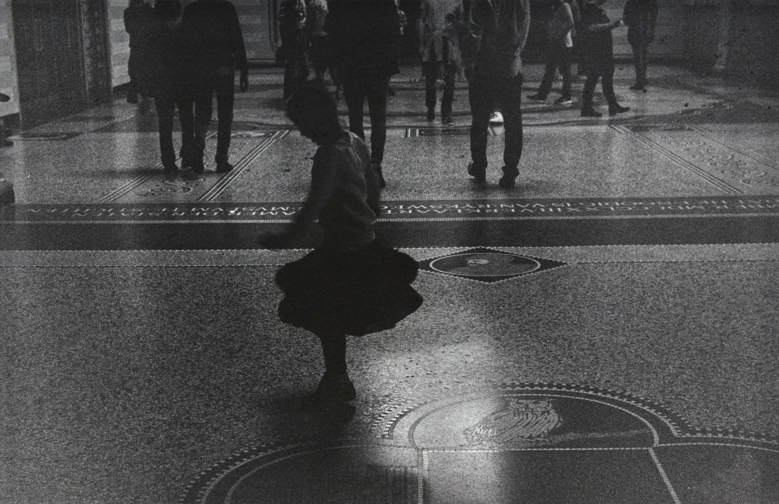 Em Rooney, Girl Spinning, 2020