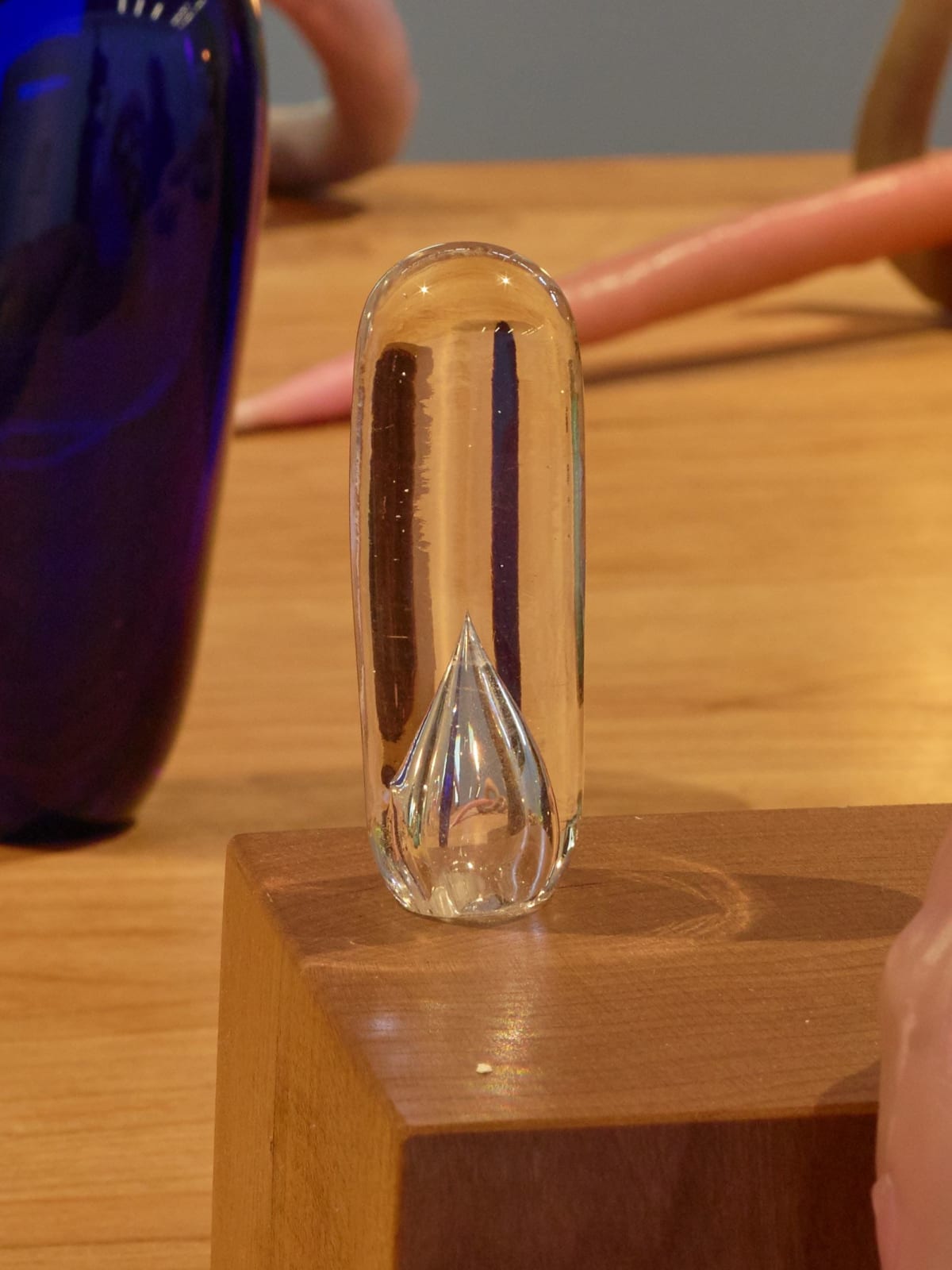 Kelly Akashi, Activity Table, 2016