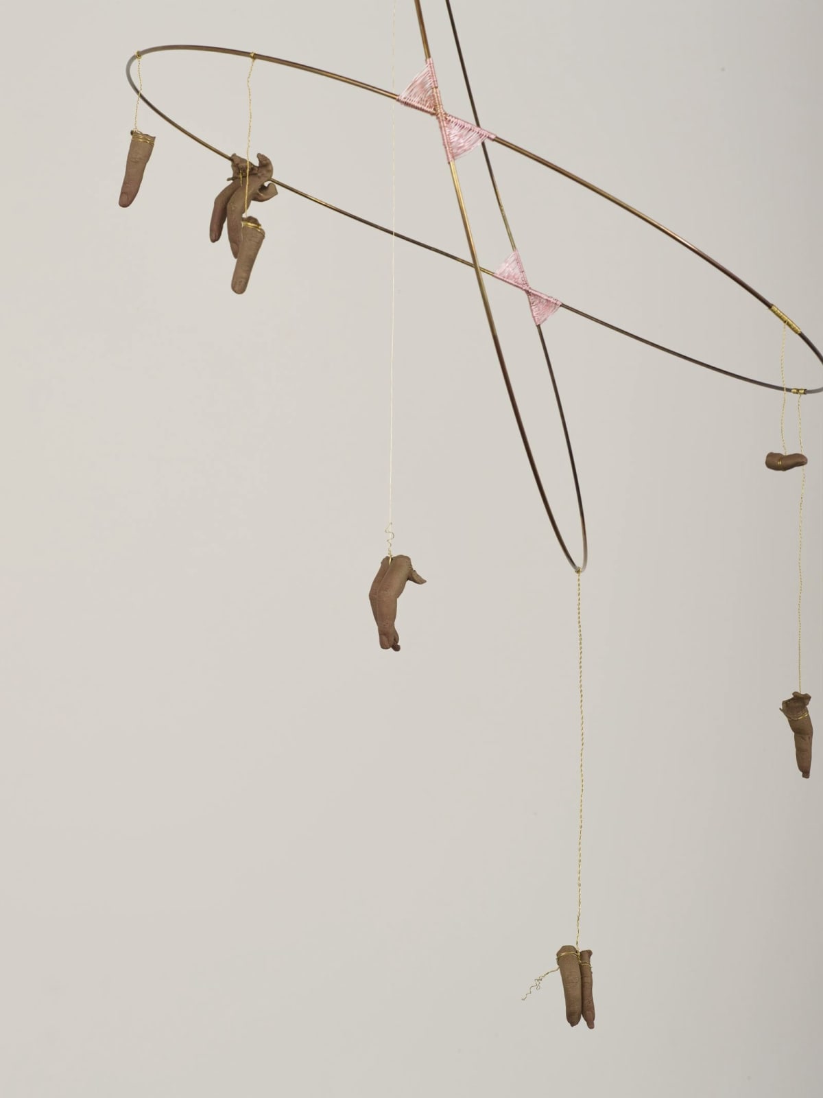 Kelly Akashi, Finger Figure, 2016