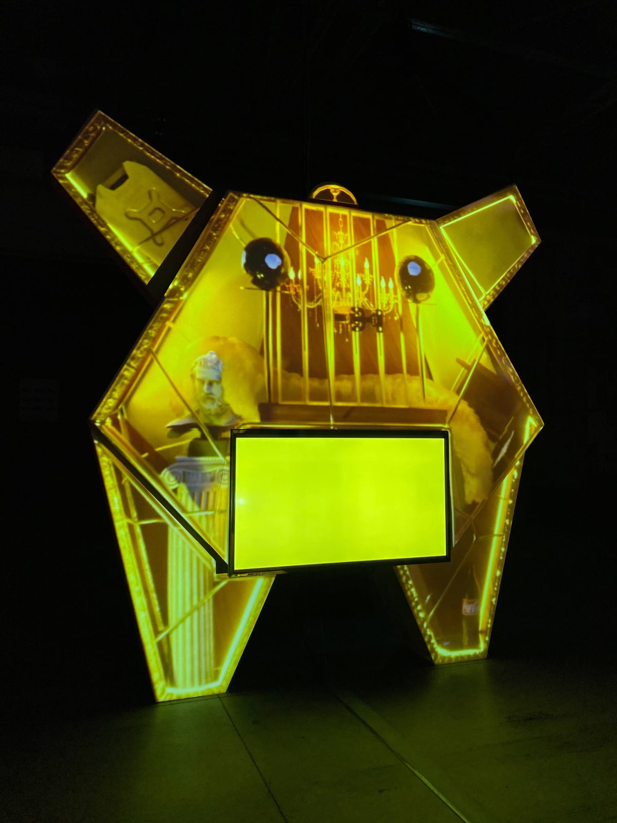 Neïl Beloufa, HOST B - trying to reach out to his audience, 2021