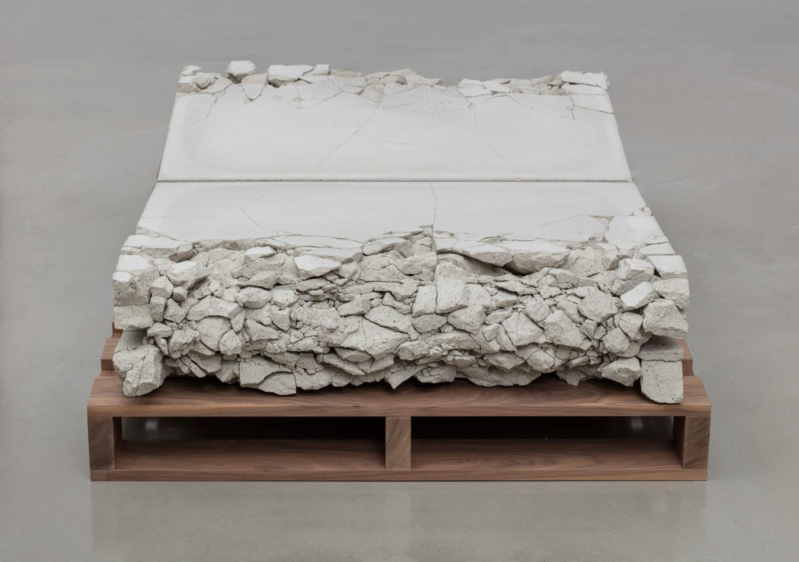 Analia Saban, Folded Concrete (Gate Fold), 2017