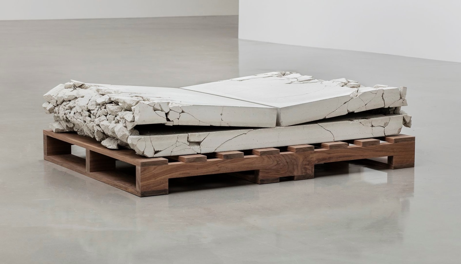 Analia Saban, Folded Concrete (Gate Fold), 2017