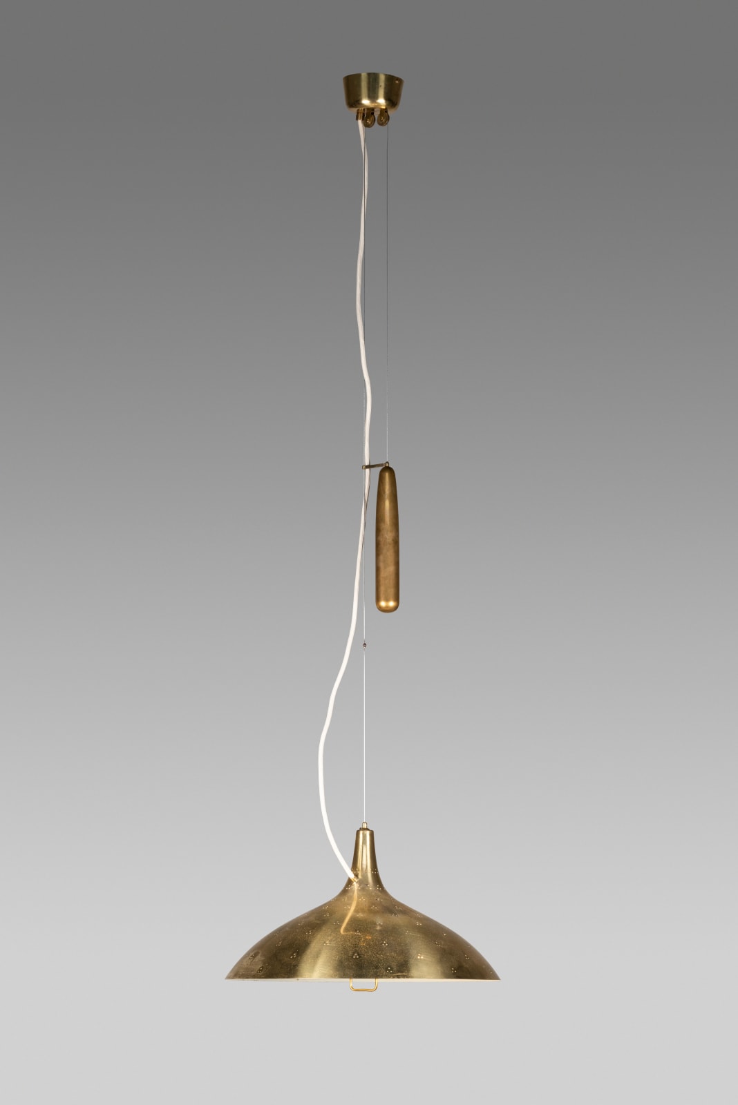 Paavo Tynell, Pair of pendant lamps, 1947