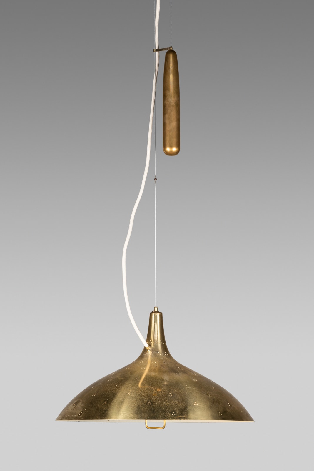 Paavo Tynell, Pair of pendant lamps, 1947