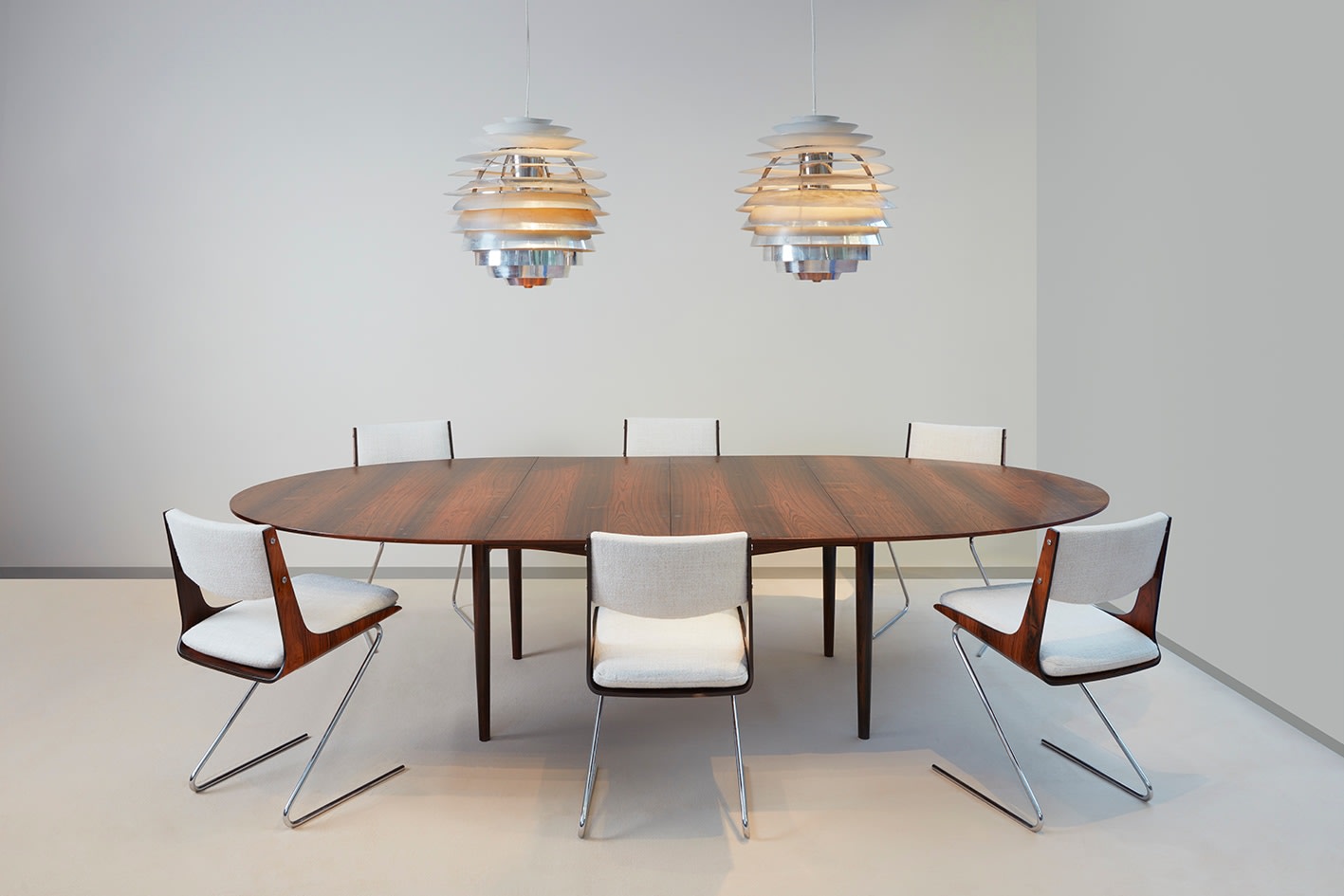 Finn Juhl, Large dining table