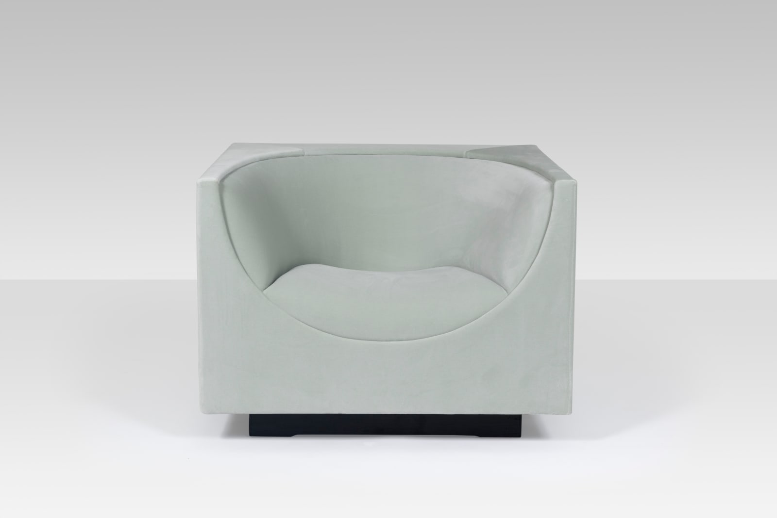 Jorge Zalszupin, Pair of Cubo armchairs, ca. 1970