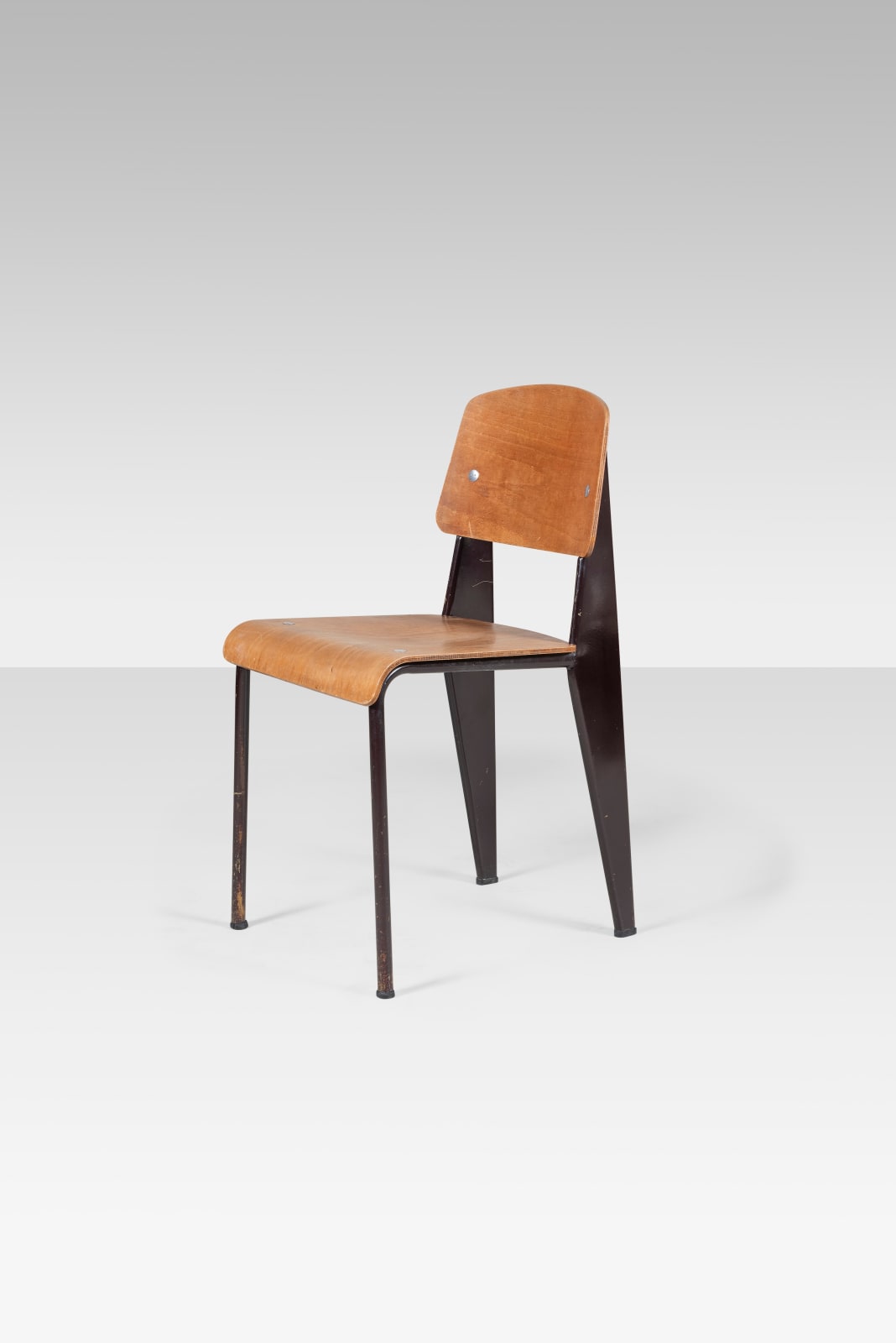 Jean Prouvé, Chaise Métropole N° 305 - brown, c. 1950