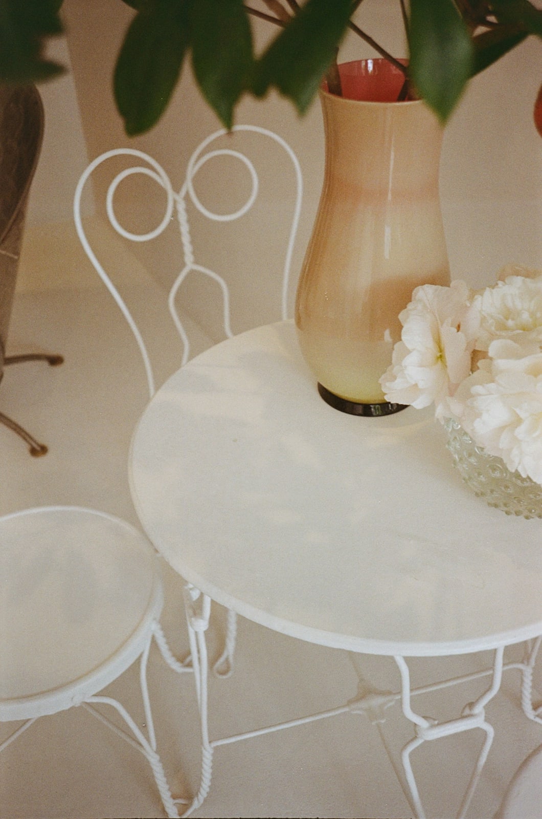 Accessories, Anna Von Lipa Hobnail Vase - Small