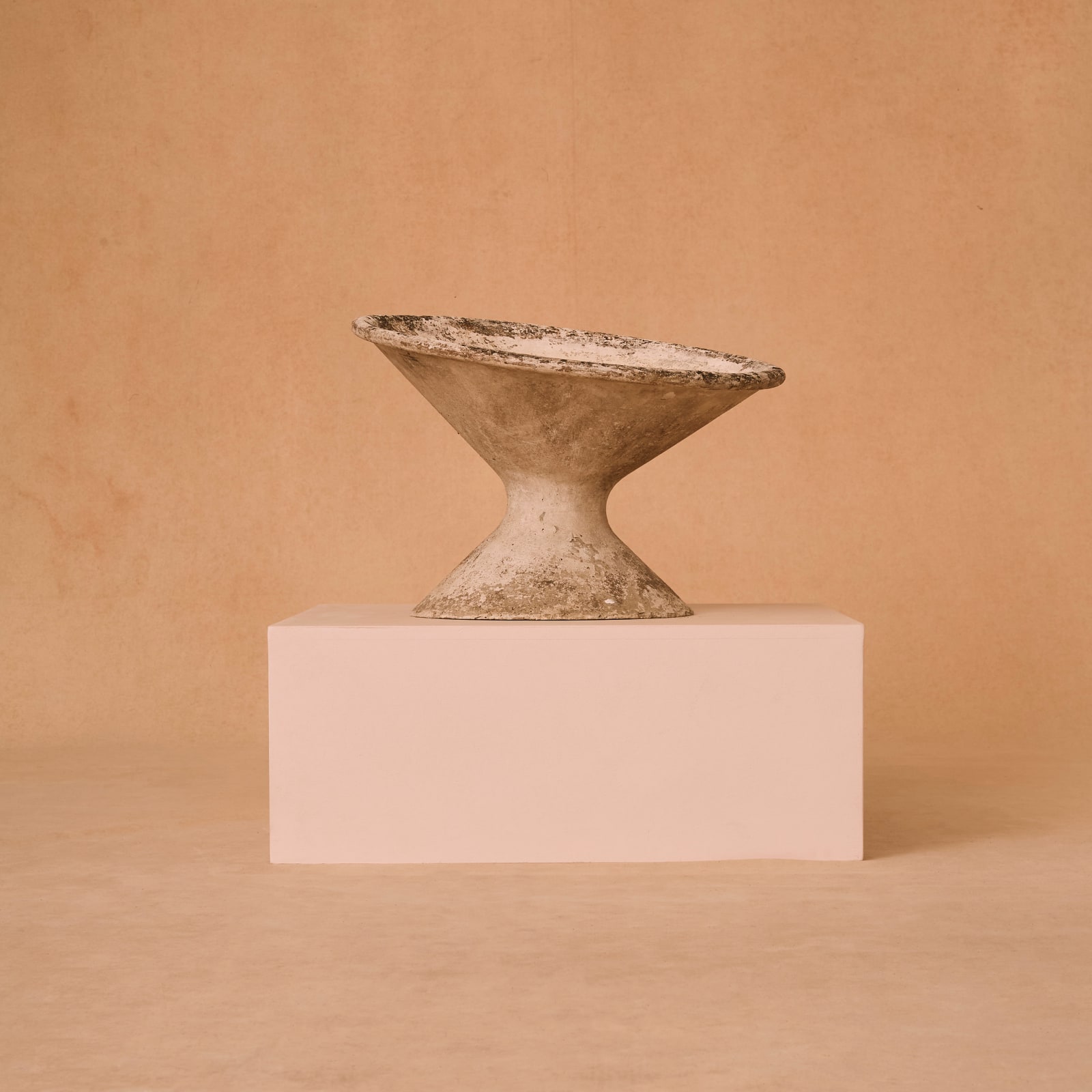 Archive, Willy Guhl Tilted Planter