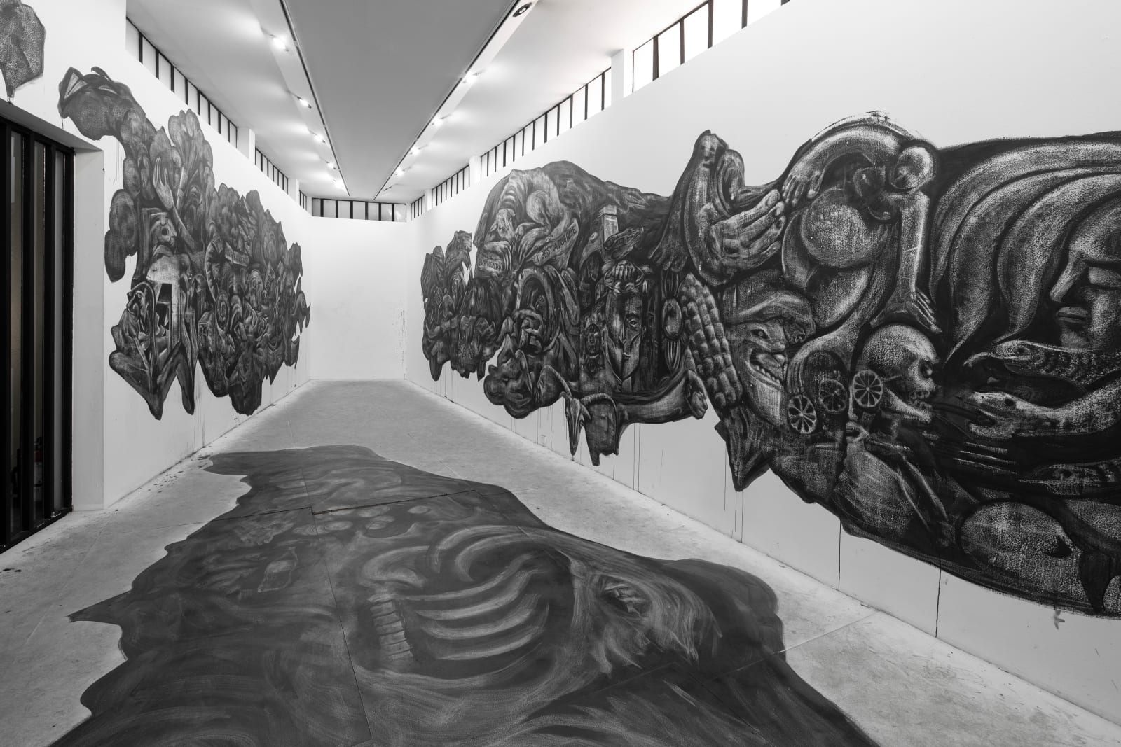 Abraham González Pacheco, Monopolítico suspendido/En cama de piedra la bestia duerme, 2024
