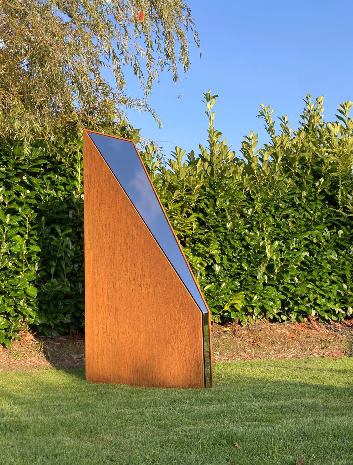 Simon Hayes, Horizon