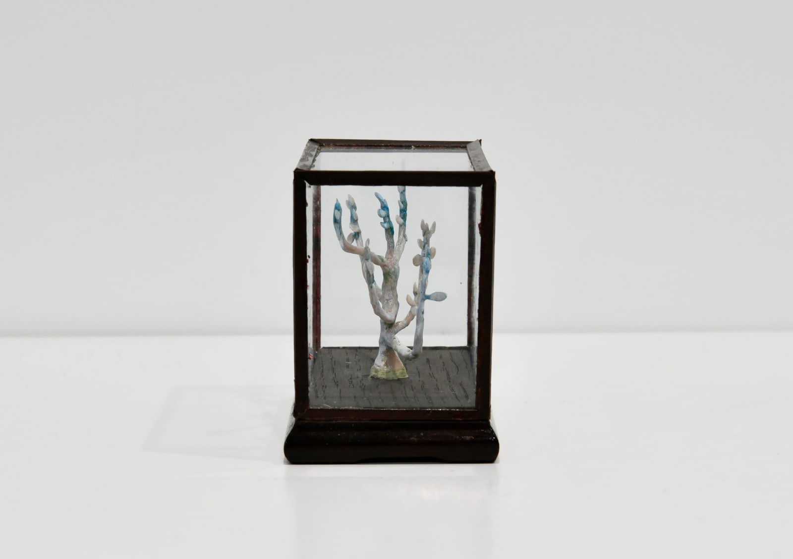 Francis Upritchard, Chinese Ibis and Money Tree, 2009