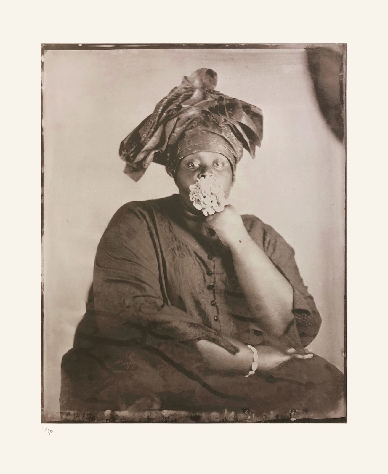 Khadija Saye, Peitaw (Cowrie shell(s)), 2018