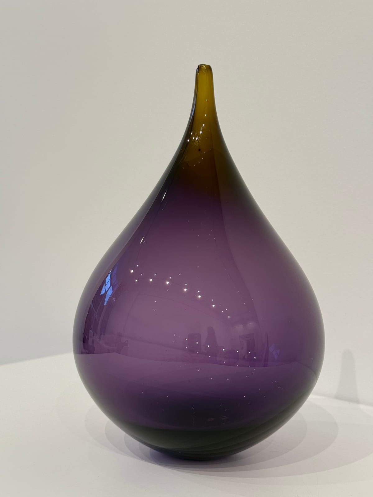 Elin Isaksson, Large Two Toned Dew Drop (Sraragasso/Purple)