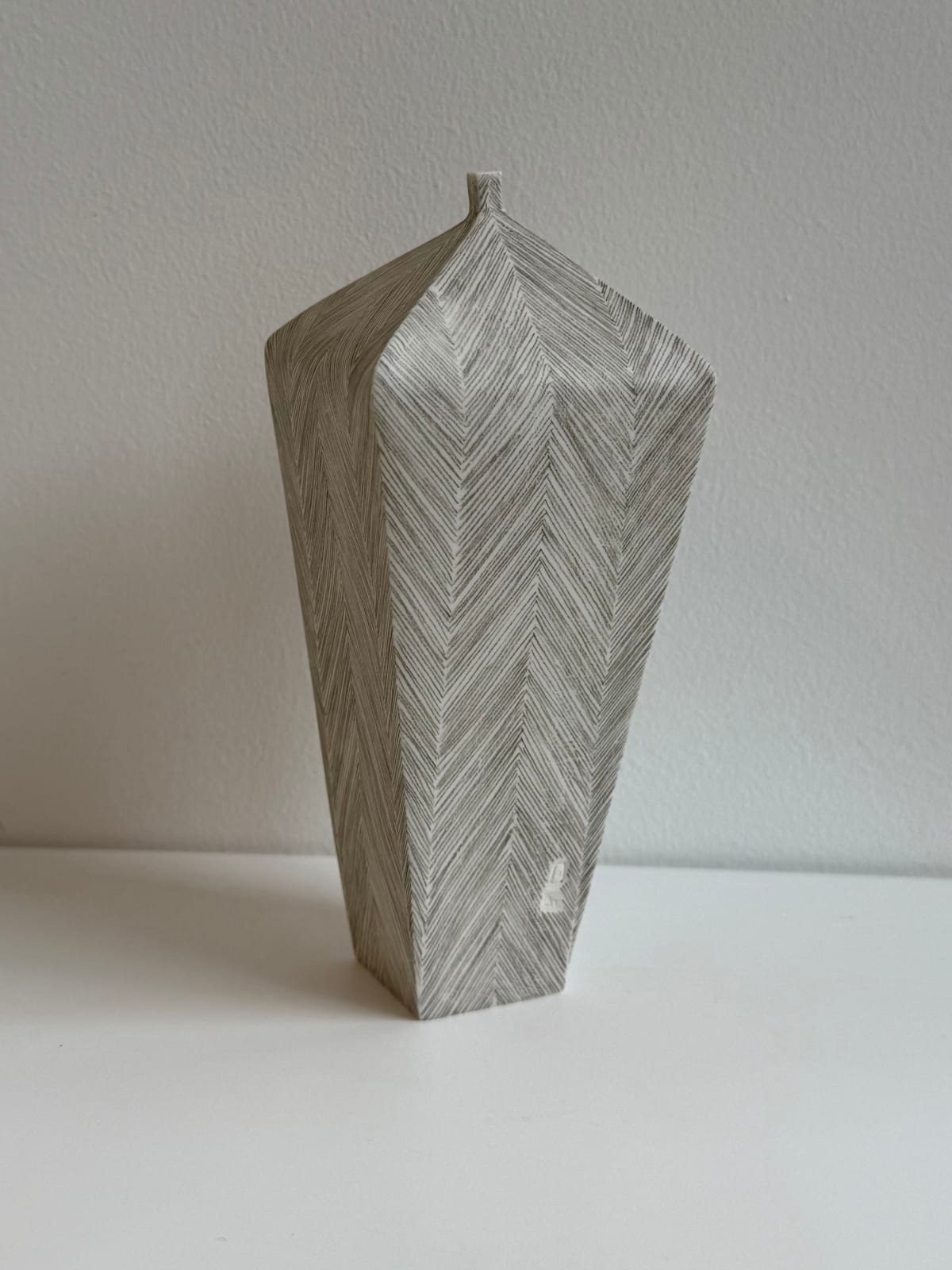 Justine Allison, Tapered Drawn 2