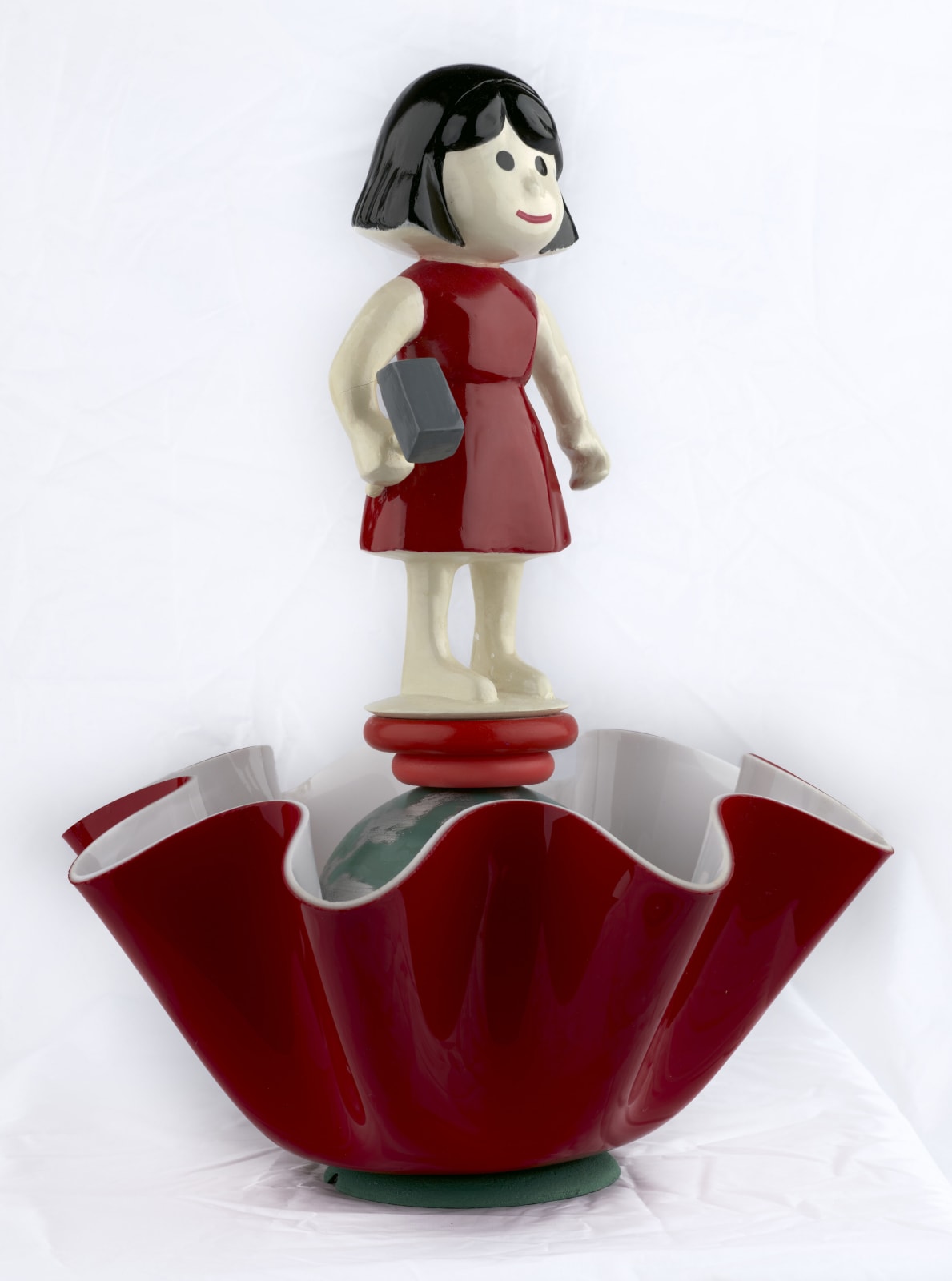 Vladimir Grig, DESTRUCTIVE THUMBELINA • ДЕСТРУКТИВНАЯ ДЮЙМОВОЧКА, 2019