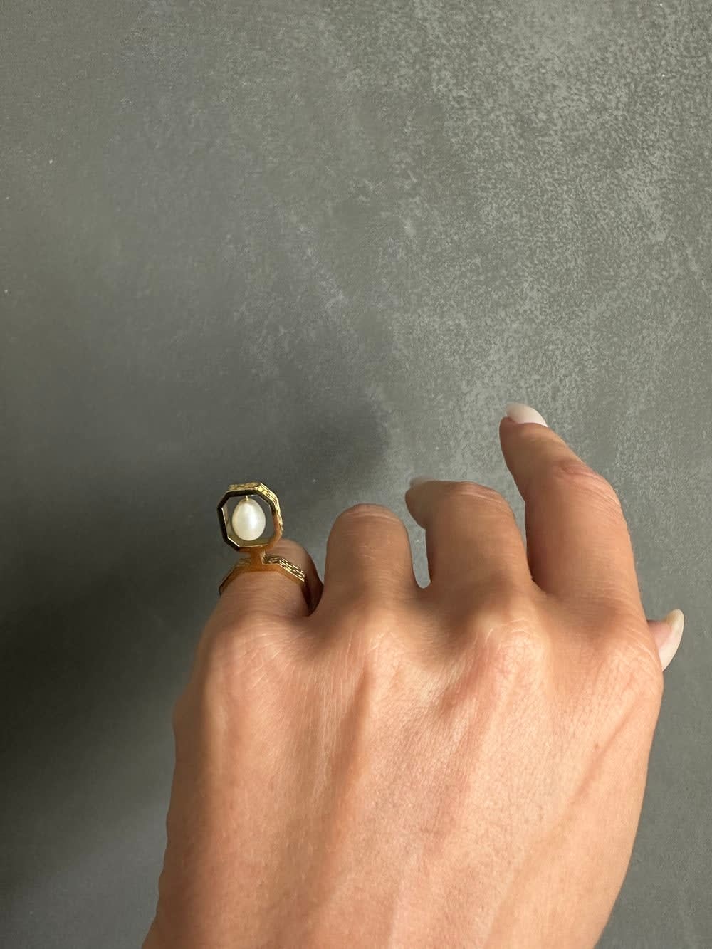 GRIMA, Swinging Pearl Ring, 1970