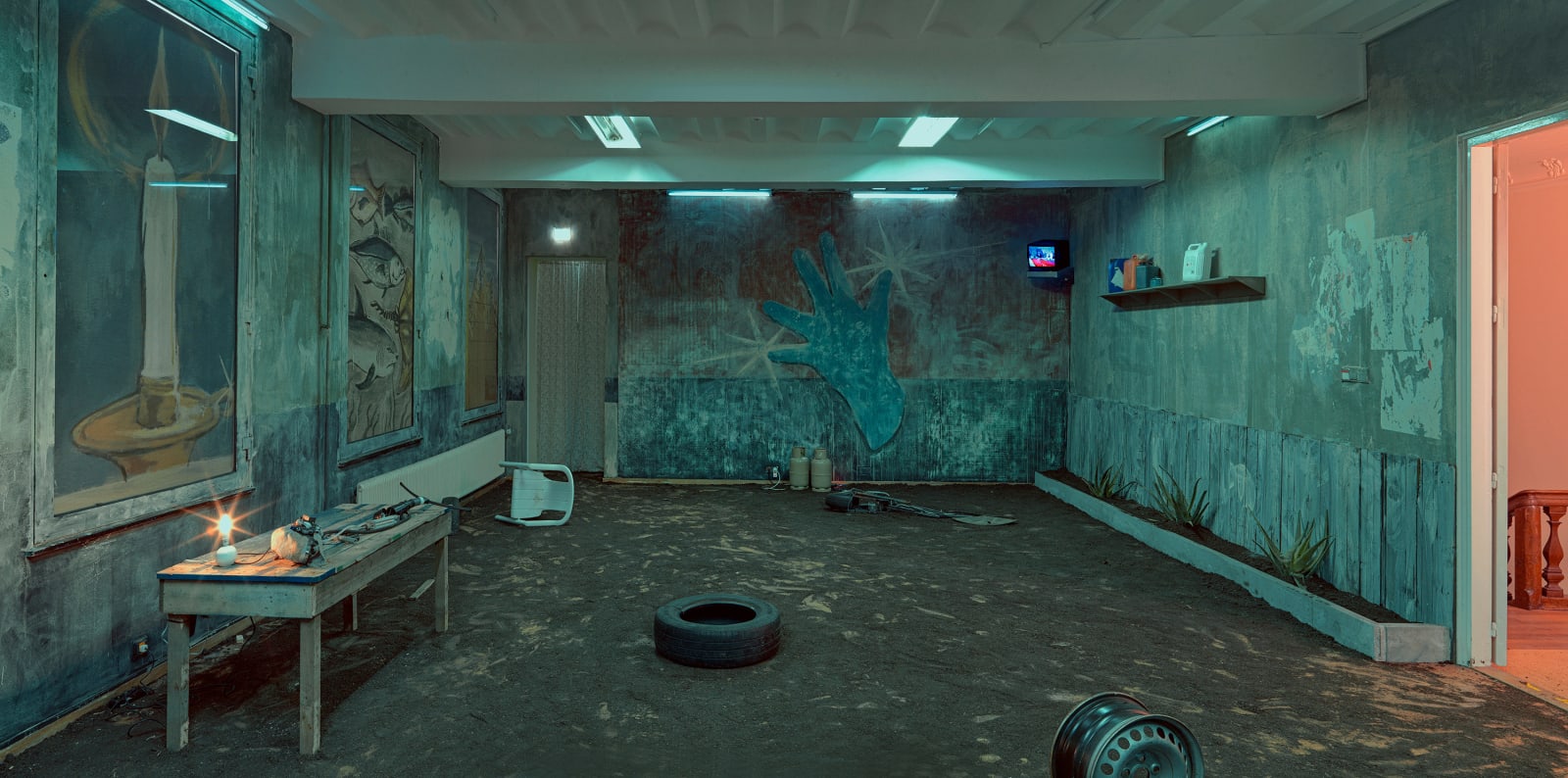 Arturo Kameya, There were no noises outside. There was no shadow on the wall, 2024