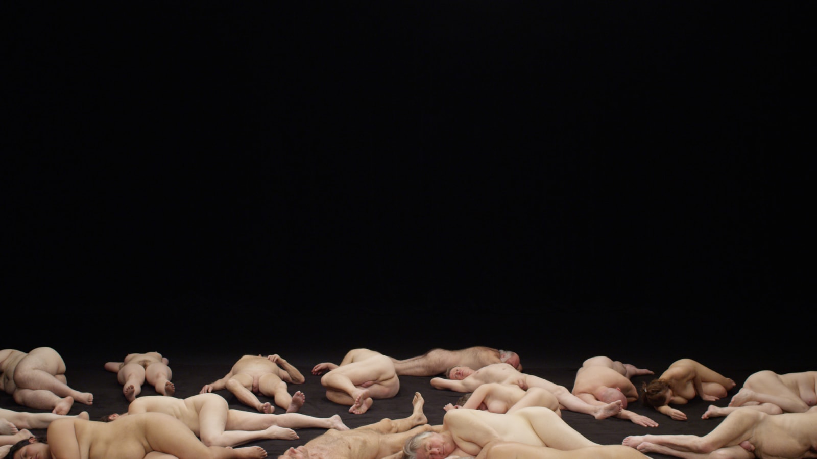 Guido van der Werve, Nummer zestien, the present moment (video still, screen 1), 2015