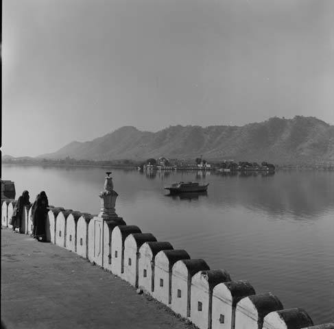 Derry Moore, Lake, Udaipur