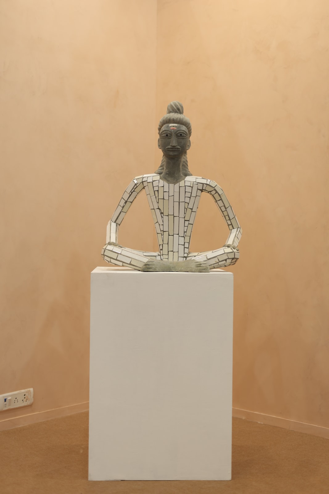 Nek Chand, Seated Figure, 1980-1990
