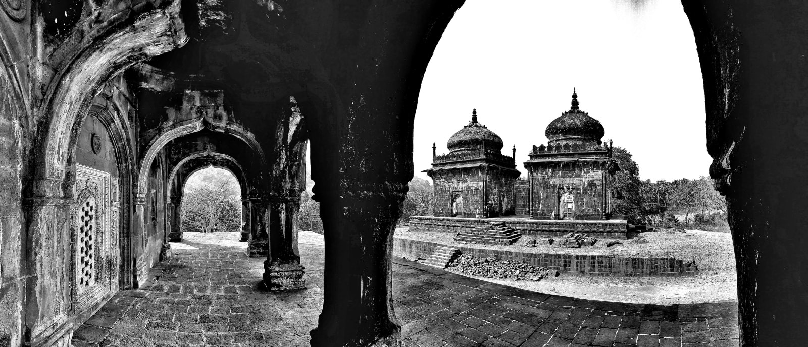 William Dalrymple, Janjira Tombs, 2021